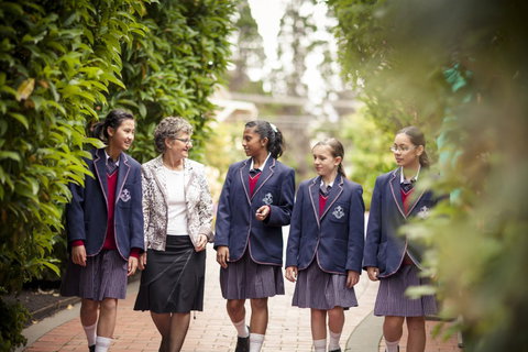 Our Lady Of Mercy College - Schools Australia 1