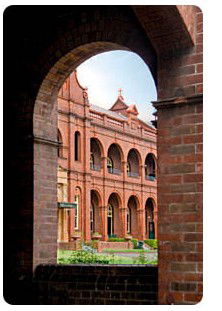 Santa Sabina College - Schools Australia 8