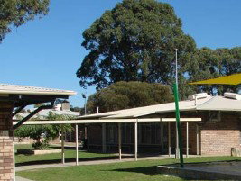 Creaney Primary School - Schools Australia 3