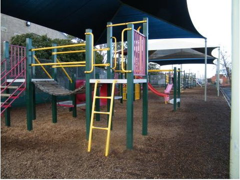 Holy Name Primary School - Schools Australia 3