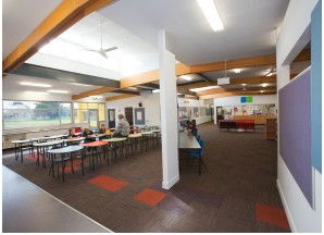 Altona P9 College - Schools Australia 2