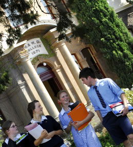  Schools Australia