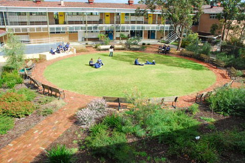 Kalamunda Senior High School - Schools Australia 1
