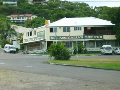 QLD Training Solutions Pty Ltd - Schools Australia 1