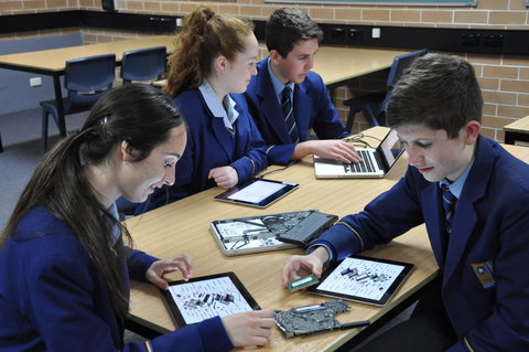 Gilroy Catholic College - Schools Australia 3