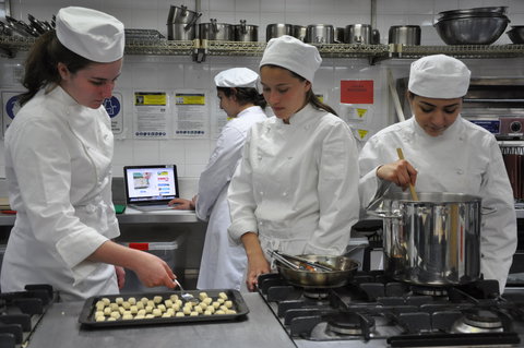 Gilroy Catholic College - Schools Australia 4