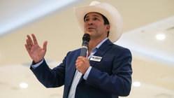 Pop star-turned-Dem candidate's defense of graphic murder video resurfaces in key House race Schools Australia