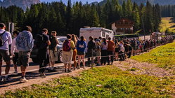 Thousands swarm stunning mountain escape as selfie tourism backlash erupts online Schools Australia