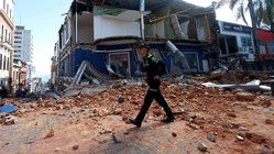 US warns Americans to avoid vacation hot spot amid quake fallout and violent crime Schools Australia